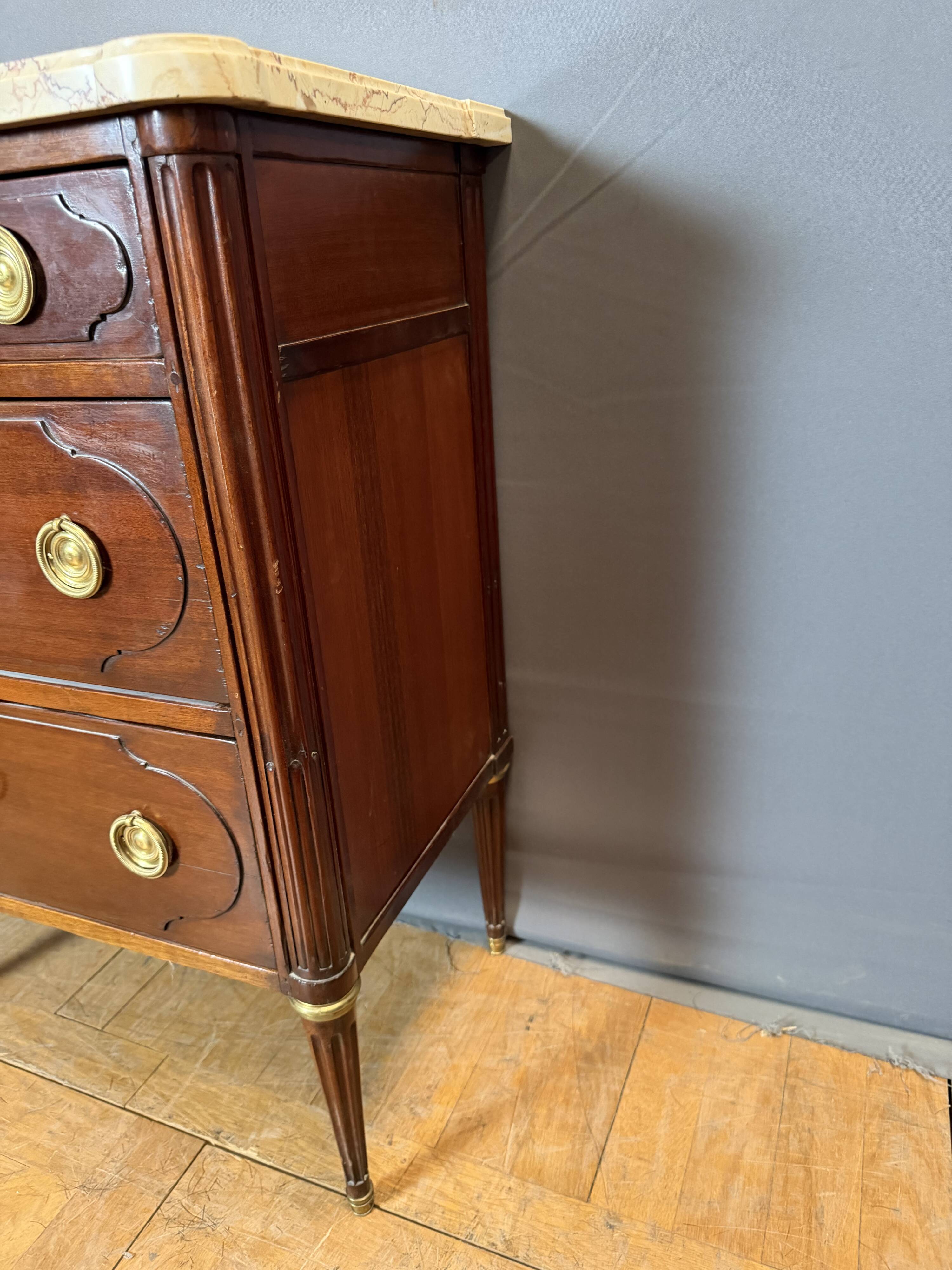 Louis XVI commode in mahogany stamped Mailfert