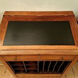 Meuble de métier écritoire en noyer XIXème