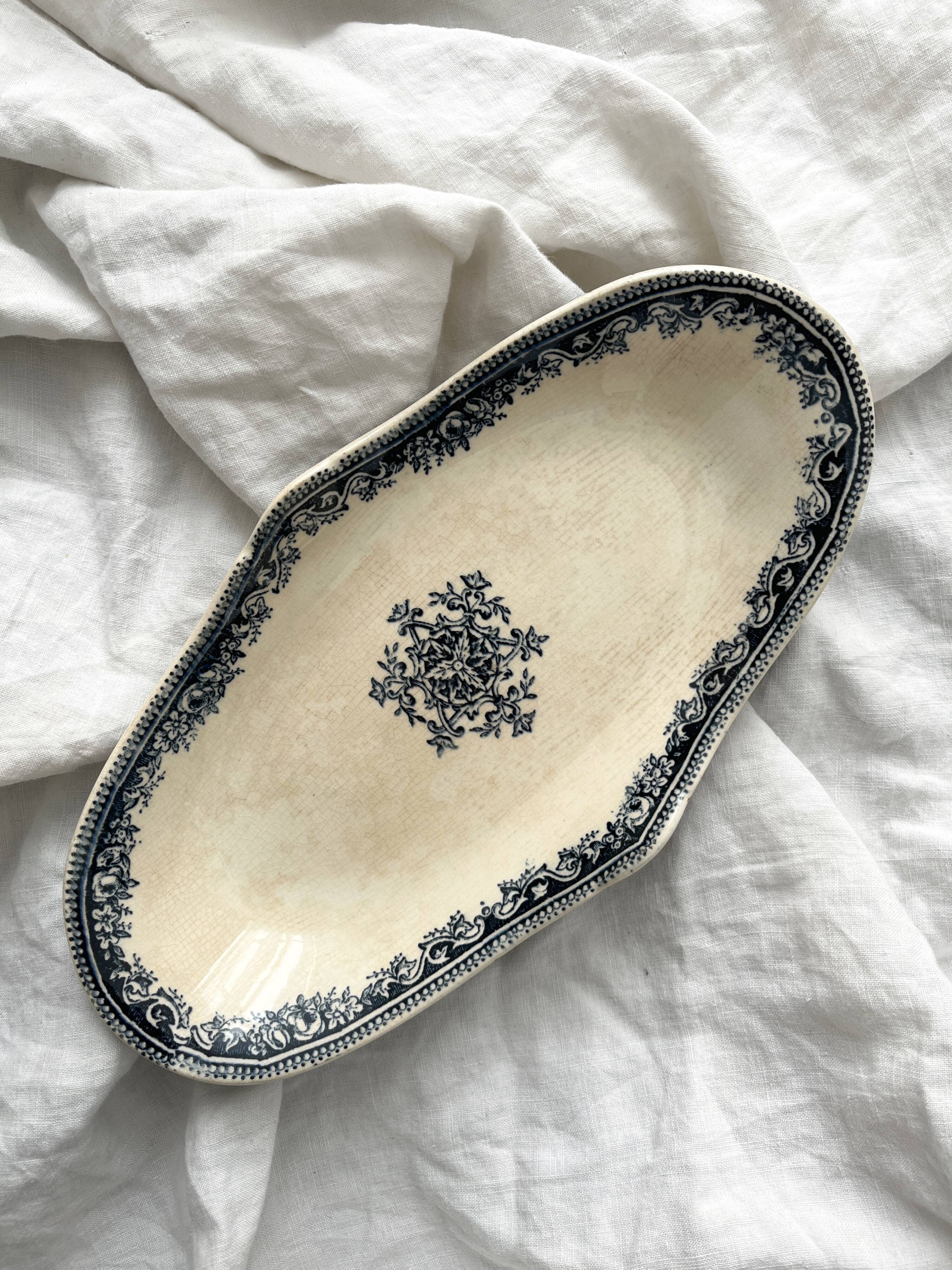Ironware dish "Garlande Service" JVB Jules Vieillard Bordeaux