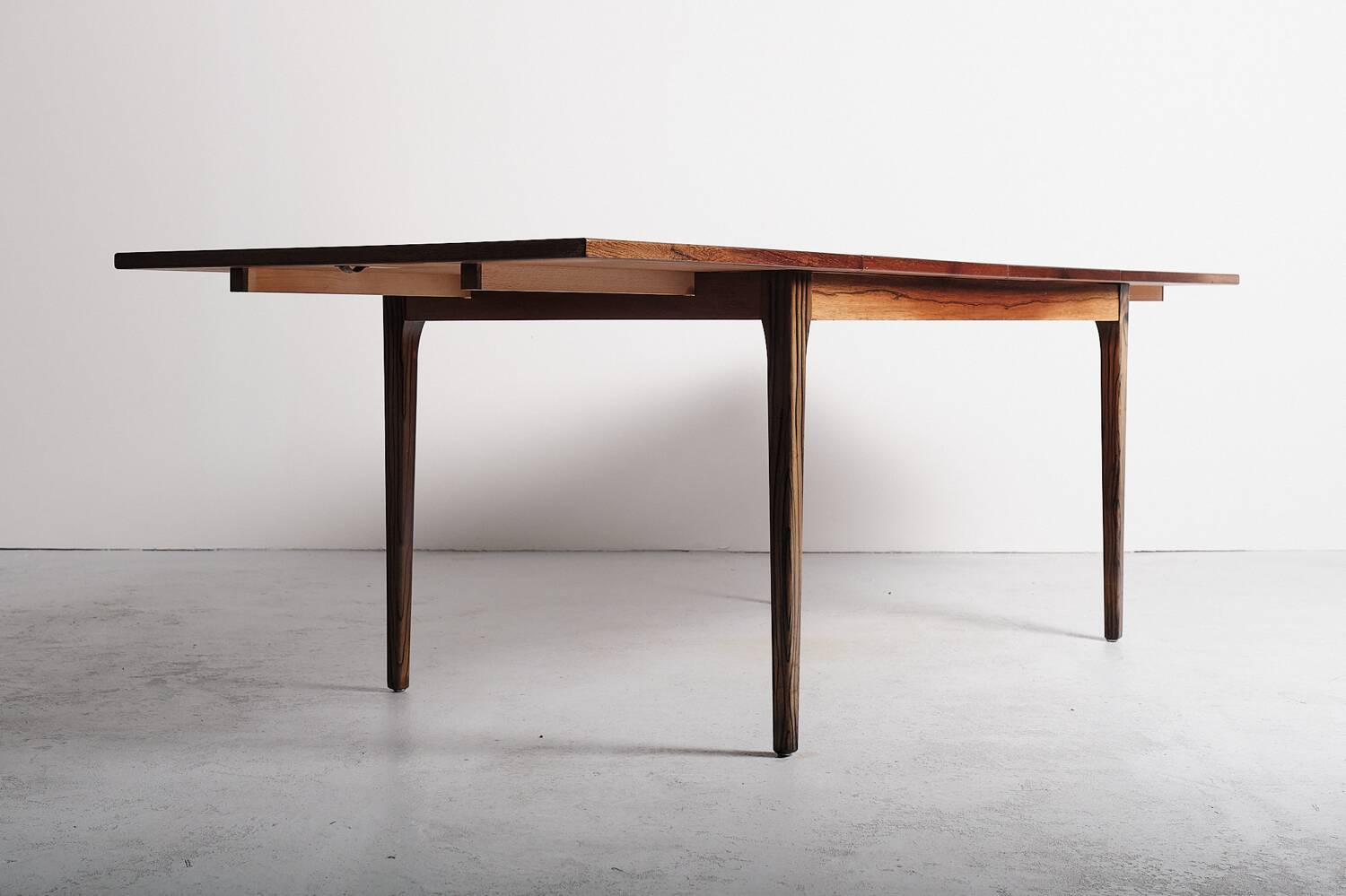 Table à manger extensible, années 1970