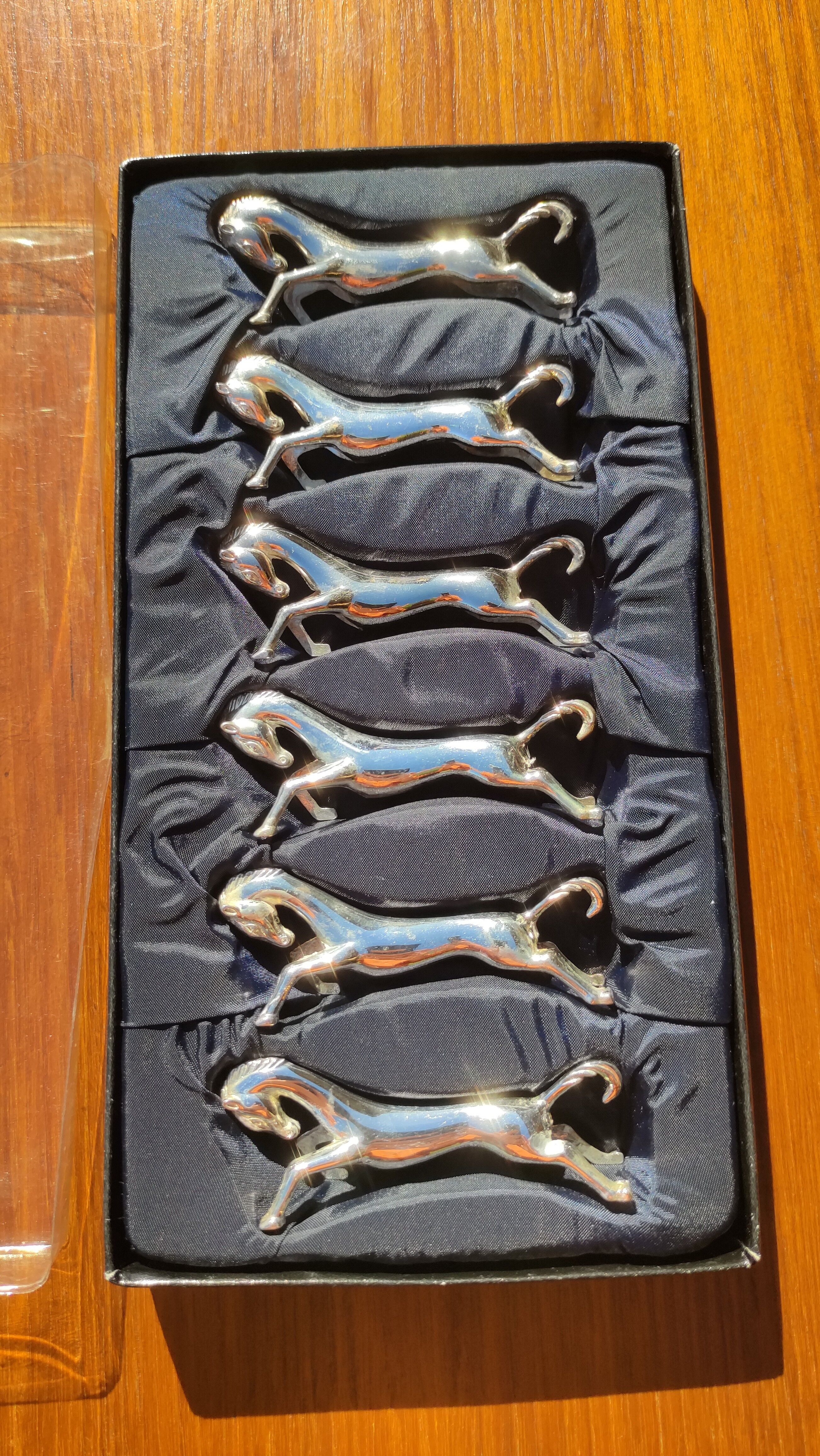 Vintage knife holder in original box