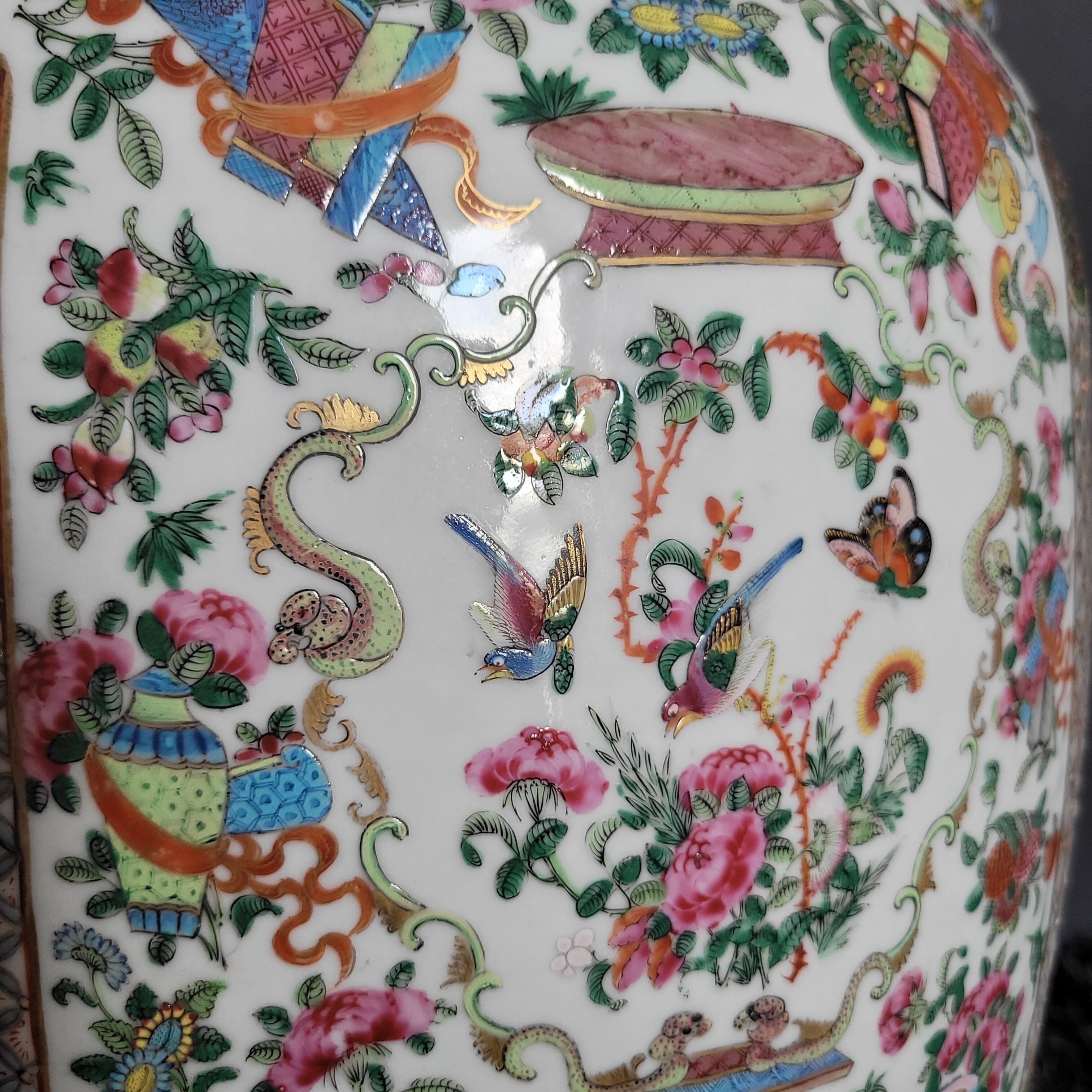 Very large Chinese vase (92 centimeters)