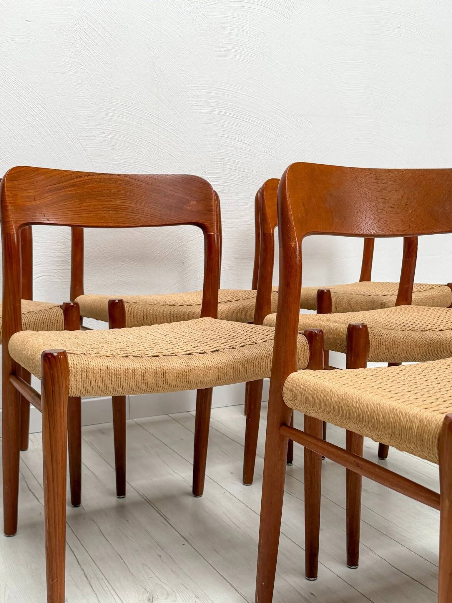 1950s set of 6 vintage Danish teak dining chairs No. 75 by Niels O. Møller