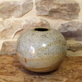 Glazed stoneware vase by Daniel de Montmollin