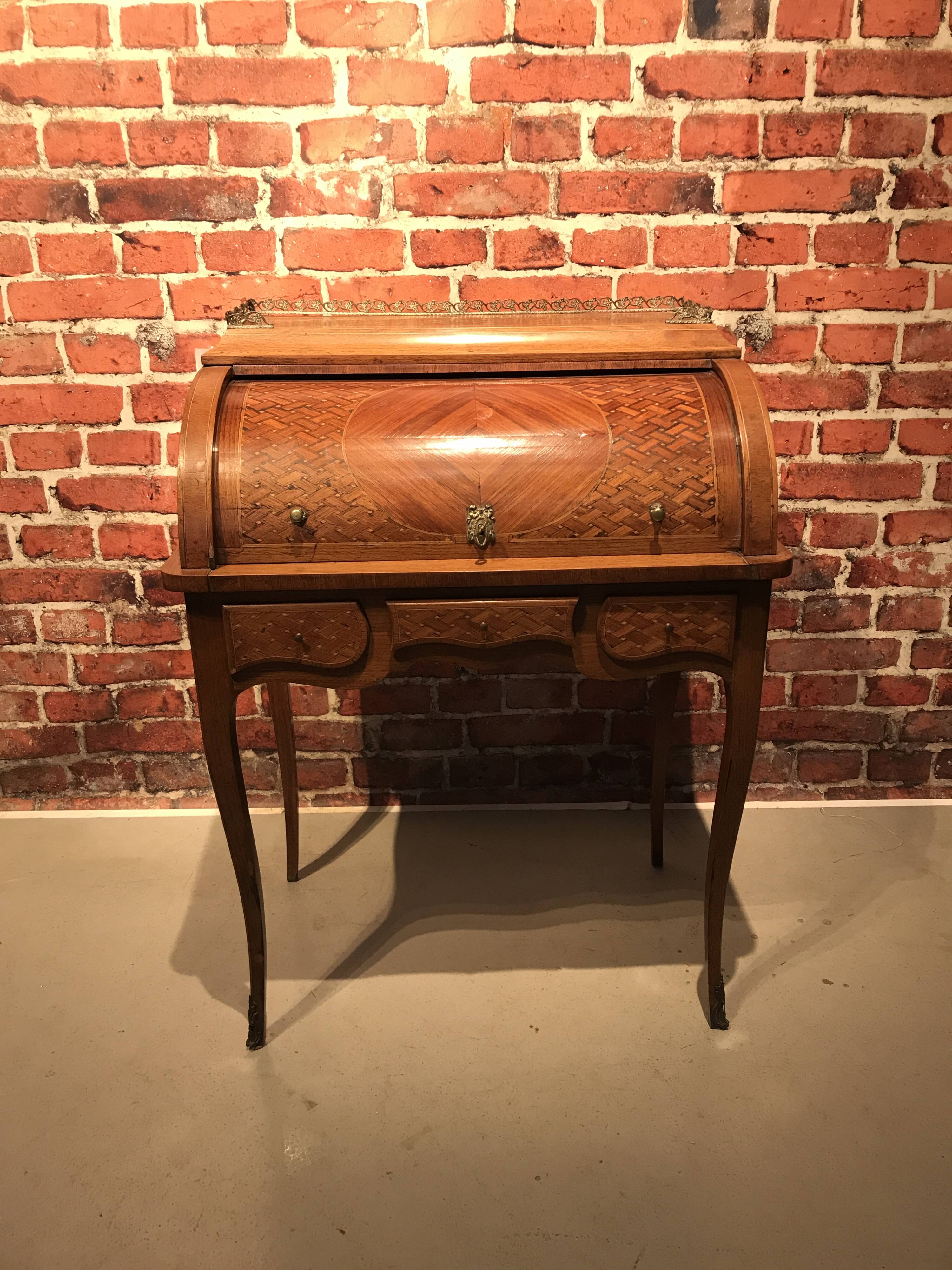 Wooden cylinder secretary