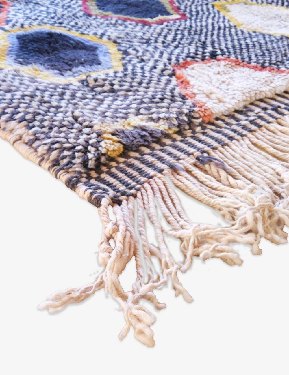 Luxurious Contemporary Mrirt Rug - 292 x 243 cm
