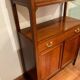 Élégant buffet vitrine de style Directoire en fruitier, début XIXe siècle