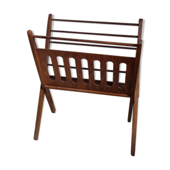 Magazine holder