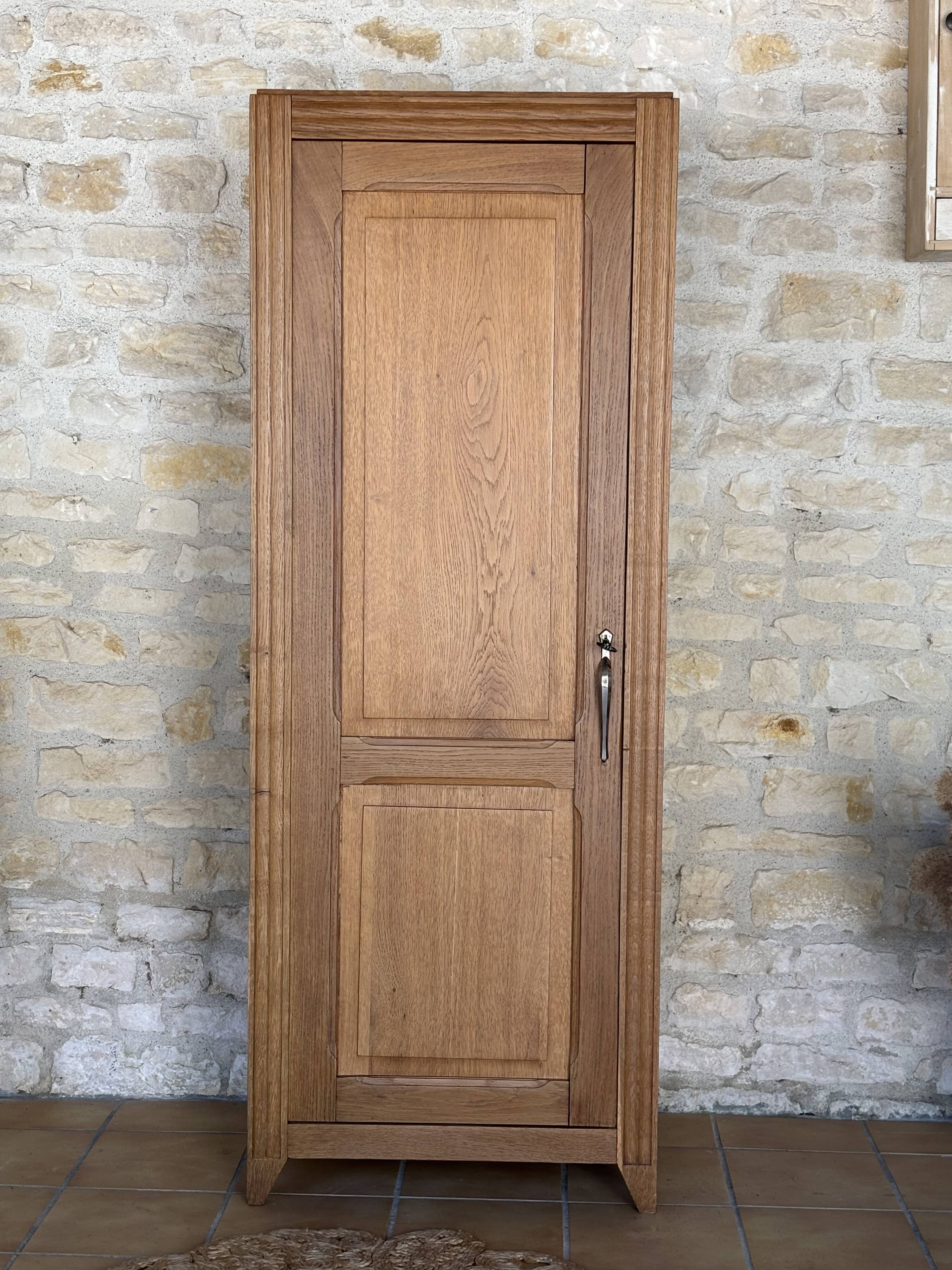Restored solid oak bonnetière wardrobe