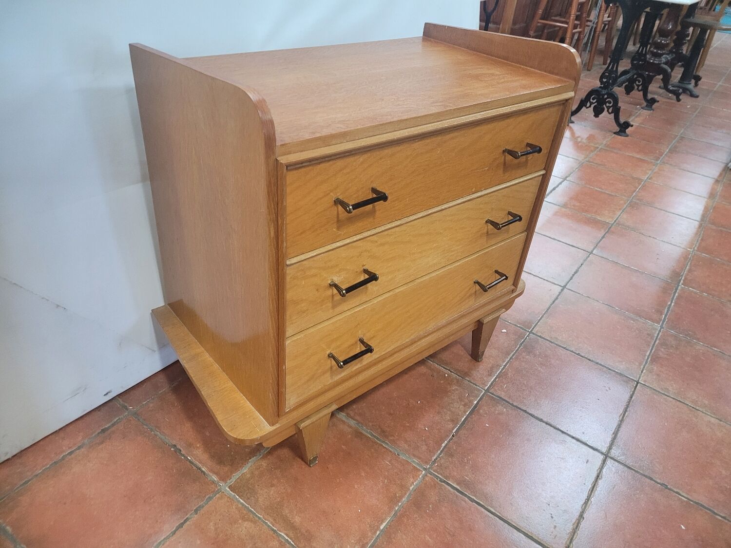 Commode scandinave en chêne des années 60