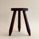 Tabouret tripode moderniste