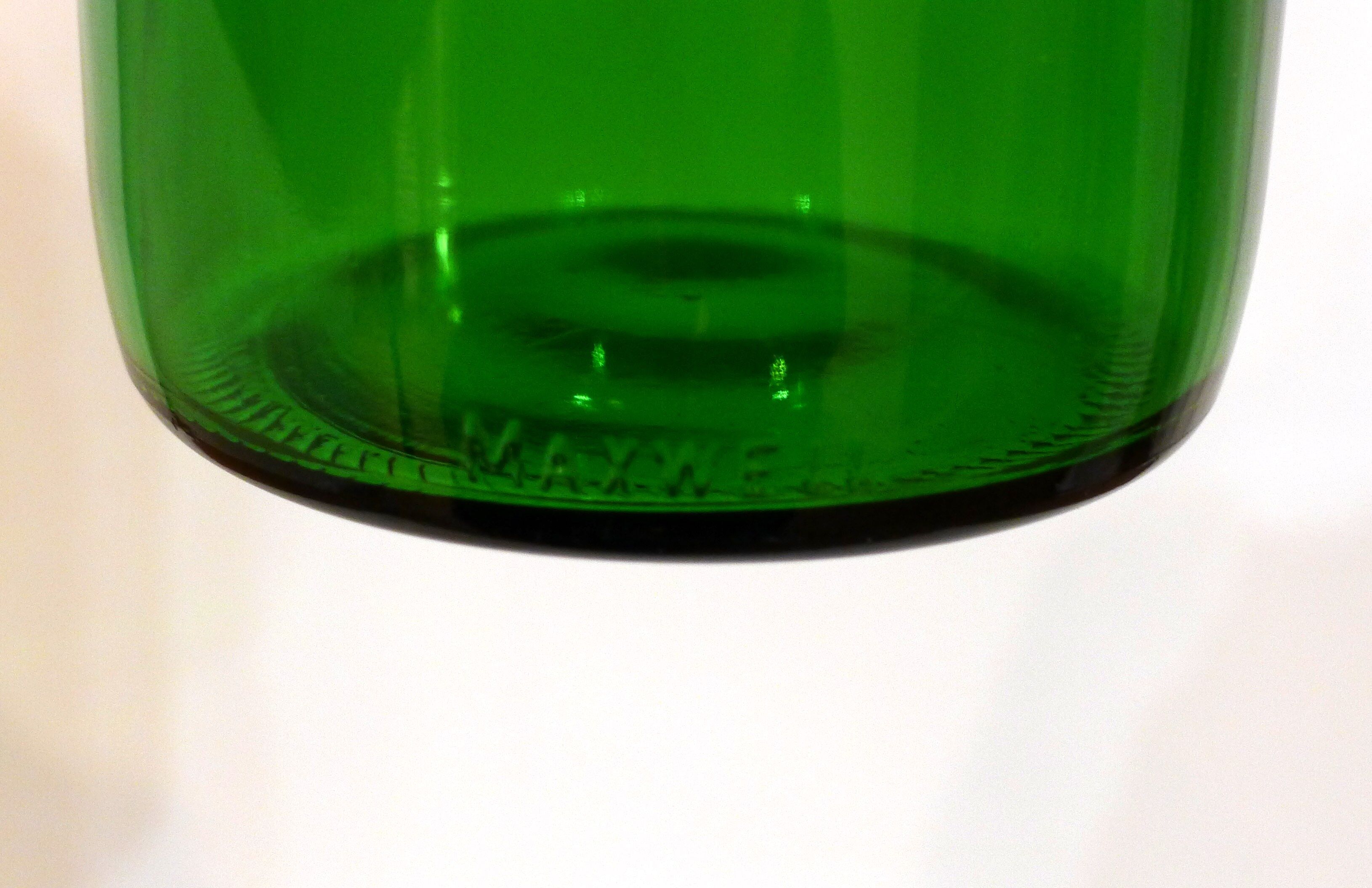 Green glass Maxwell 1960 s, style apothecary jar
