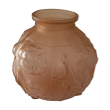 Vase P. De Cagny