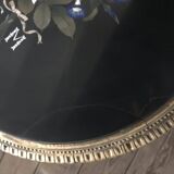 Carved gilded wooden gueridon, tabletop in marble marquetry.