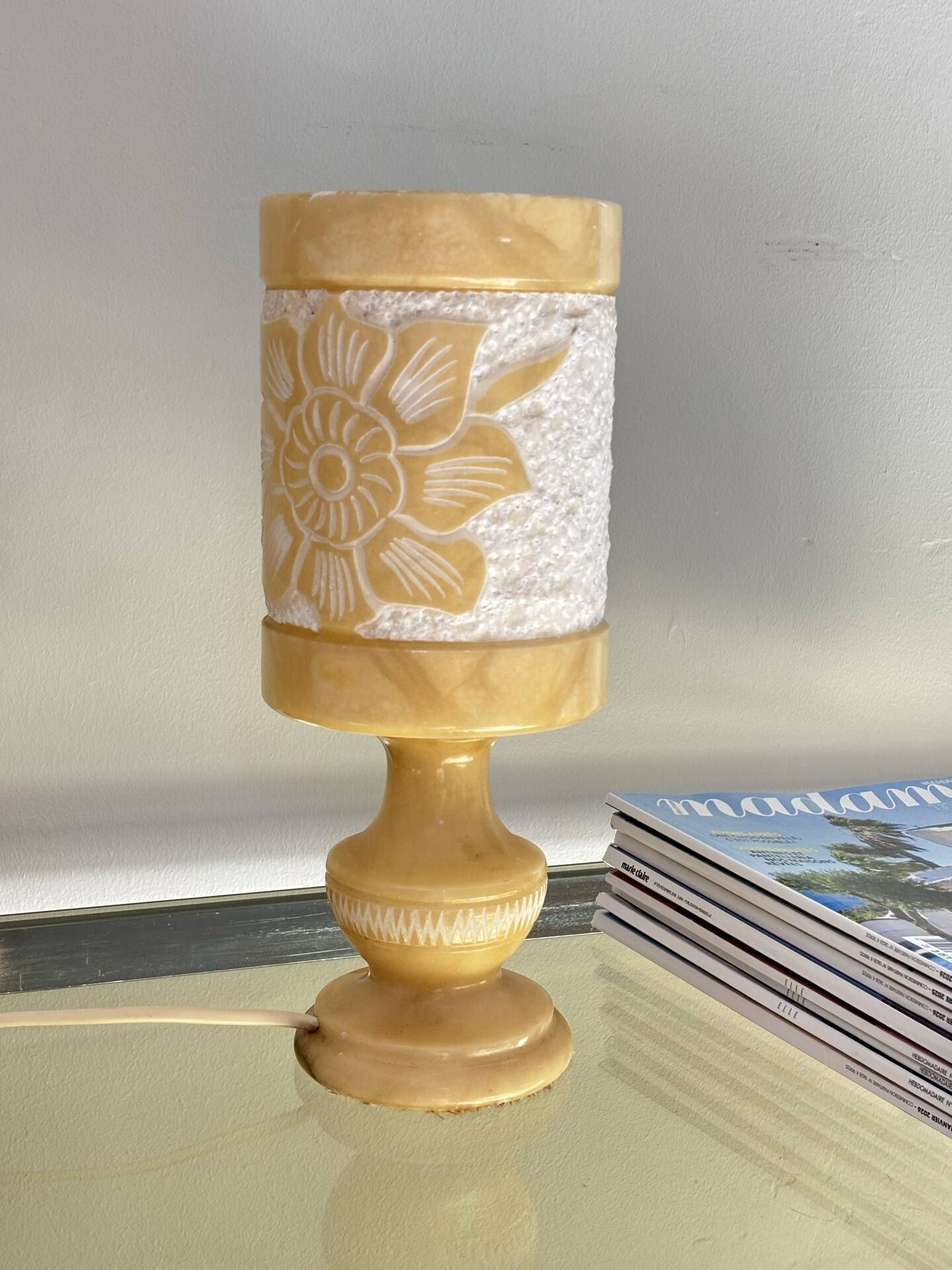 Alabaster lamp