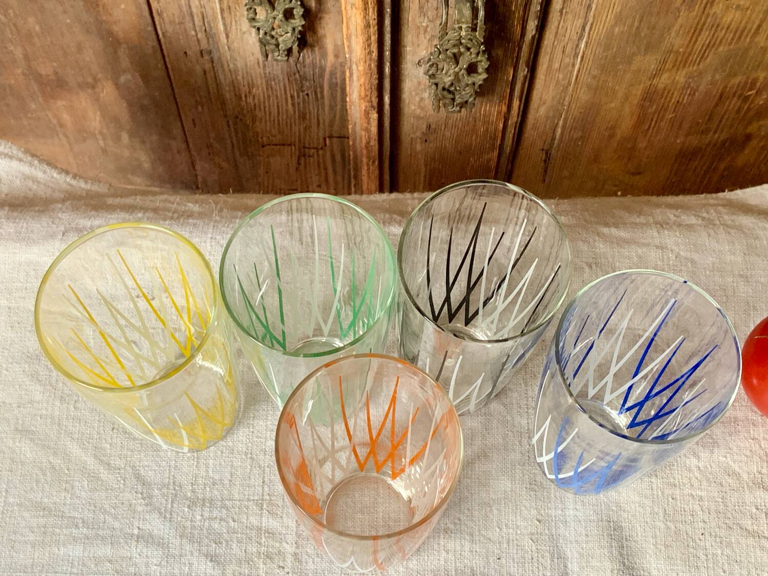 5 grands verres colorés limonade 1950