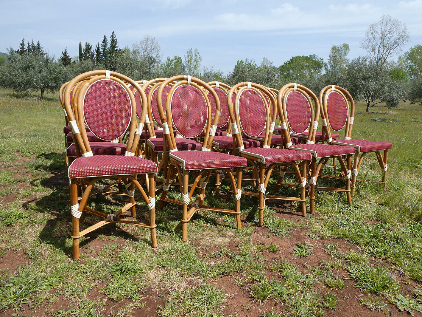 Lot of 21 chairs