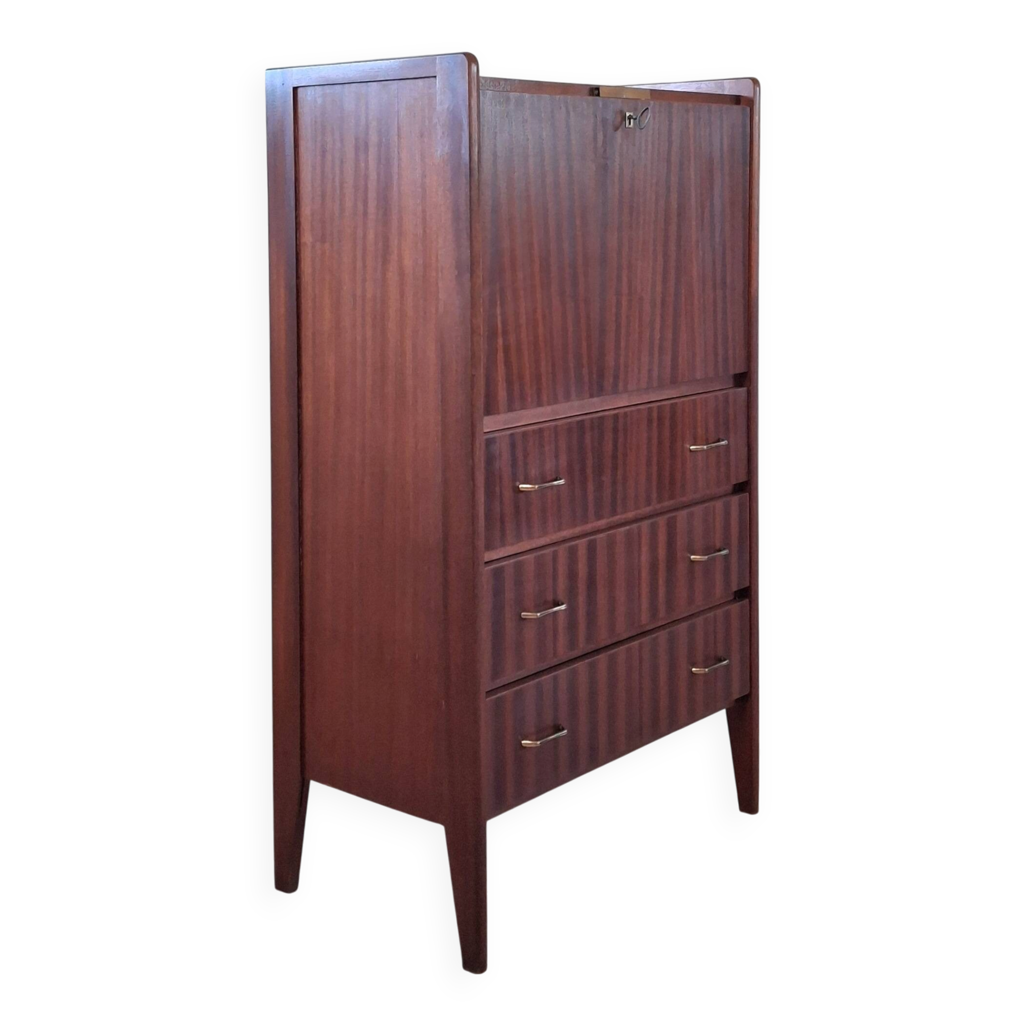 Scandinavian secretary