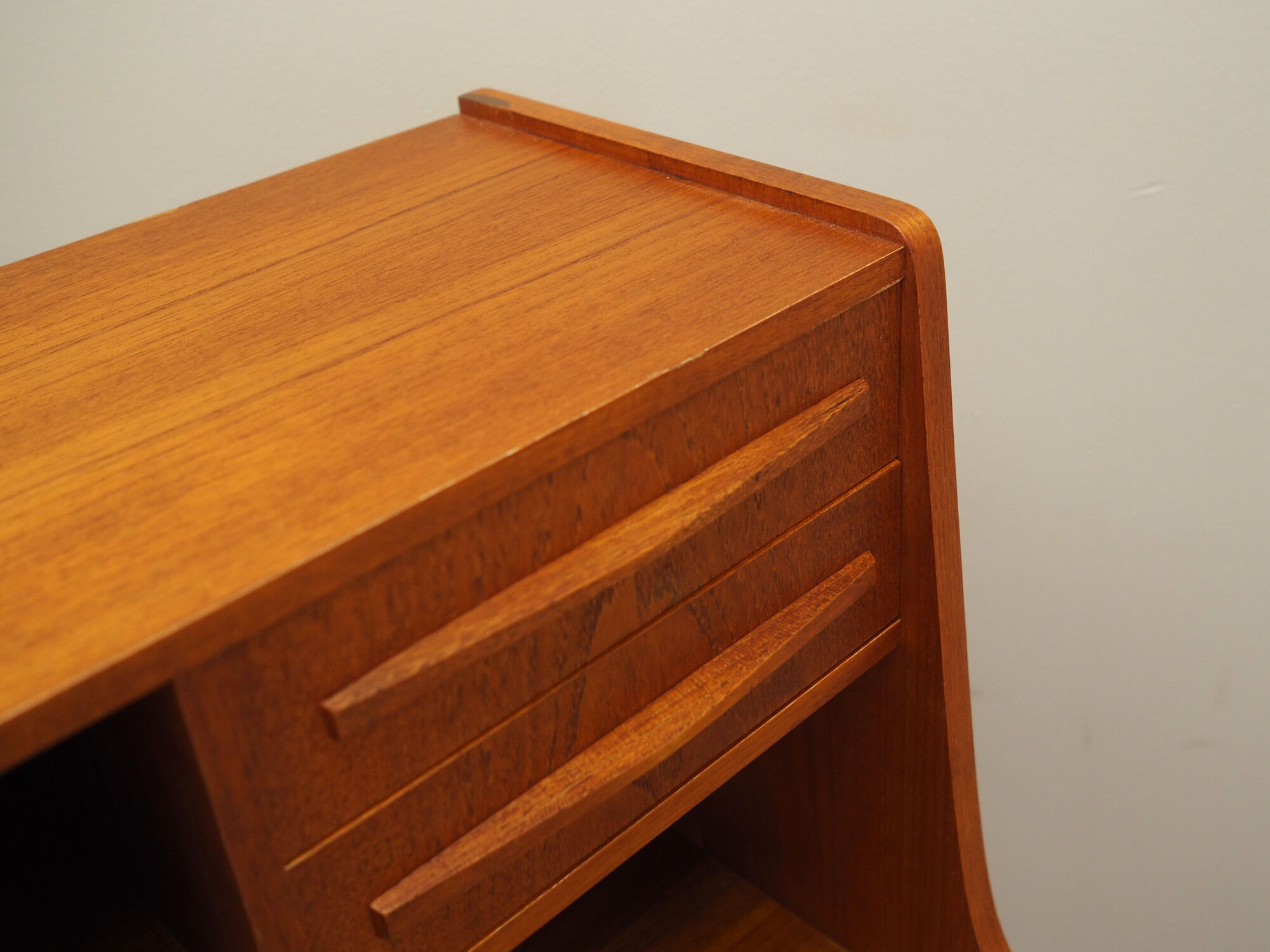 Secrétaire en teck, design danois, années 1970, production: Danemark