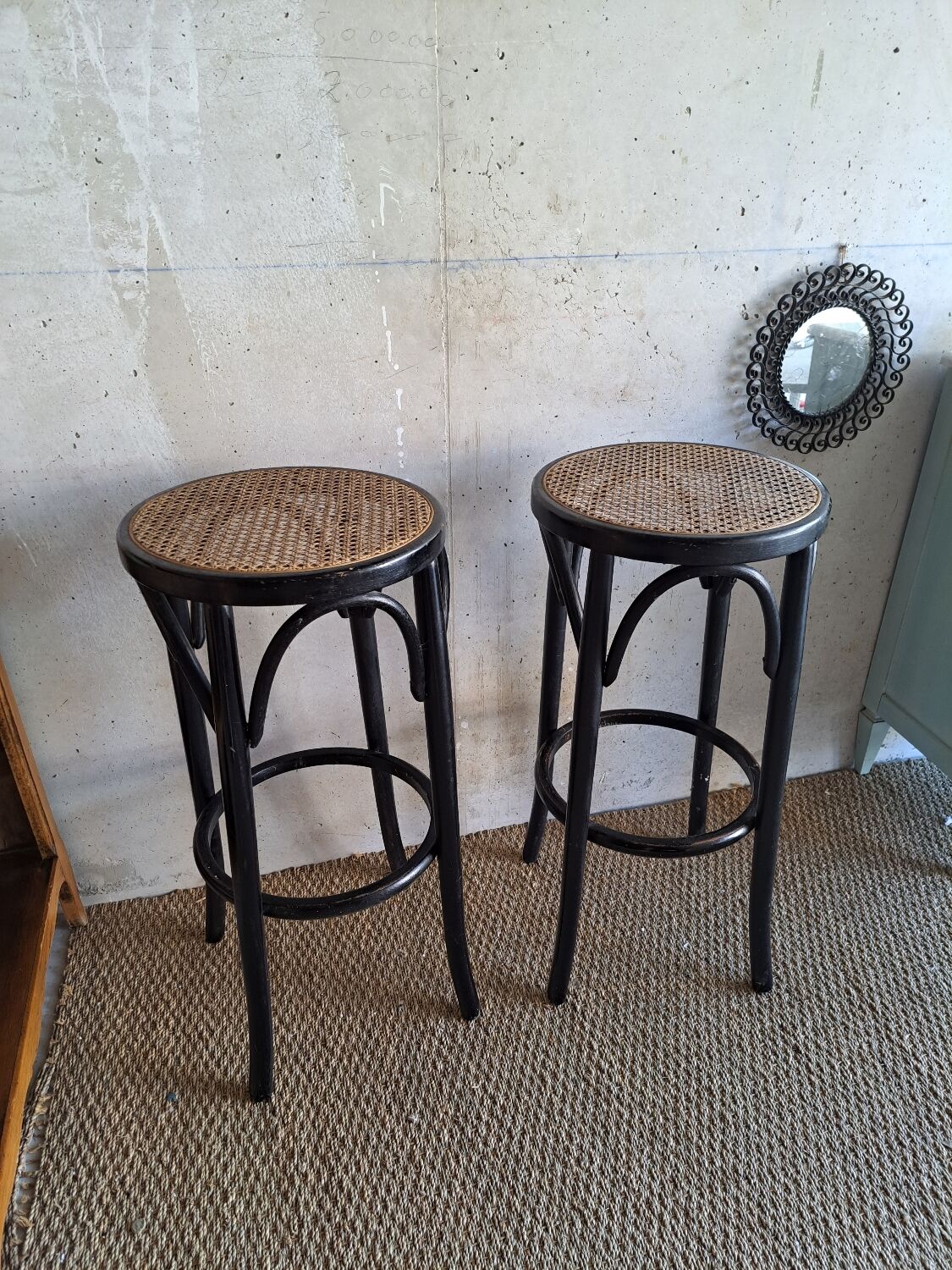 Paire de tabourets de bar cannés , en bois courbé
