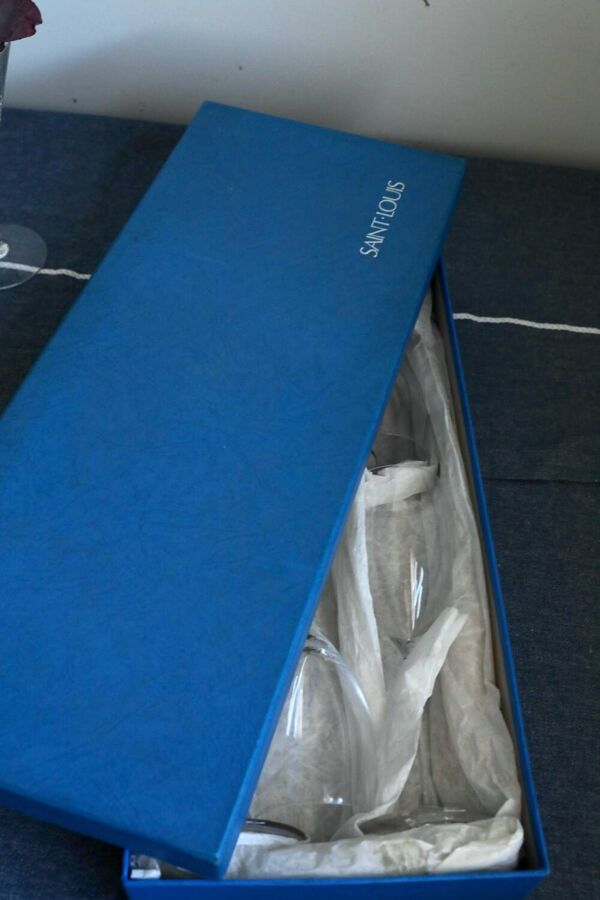 6 flûtes à champagne en cristal Saint-Louis et leur coffret