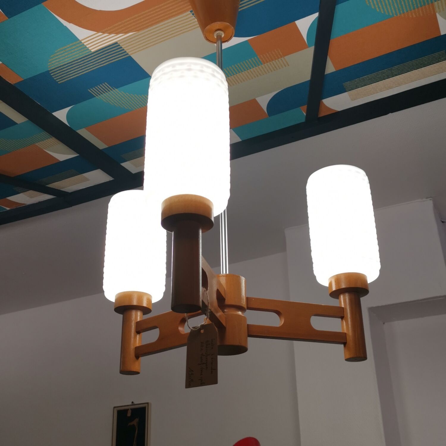 Lustre en bois et opaline République Tchèque 1970