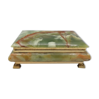 Vintage jewellery box in onyx