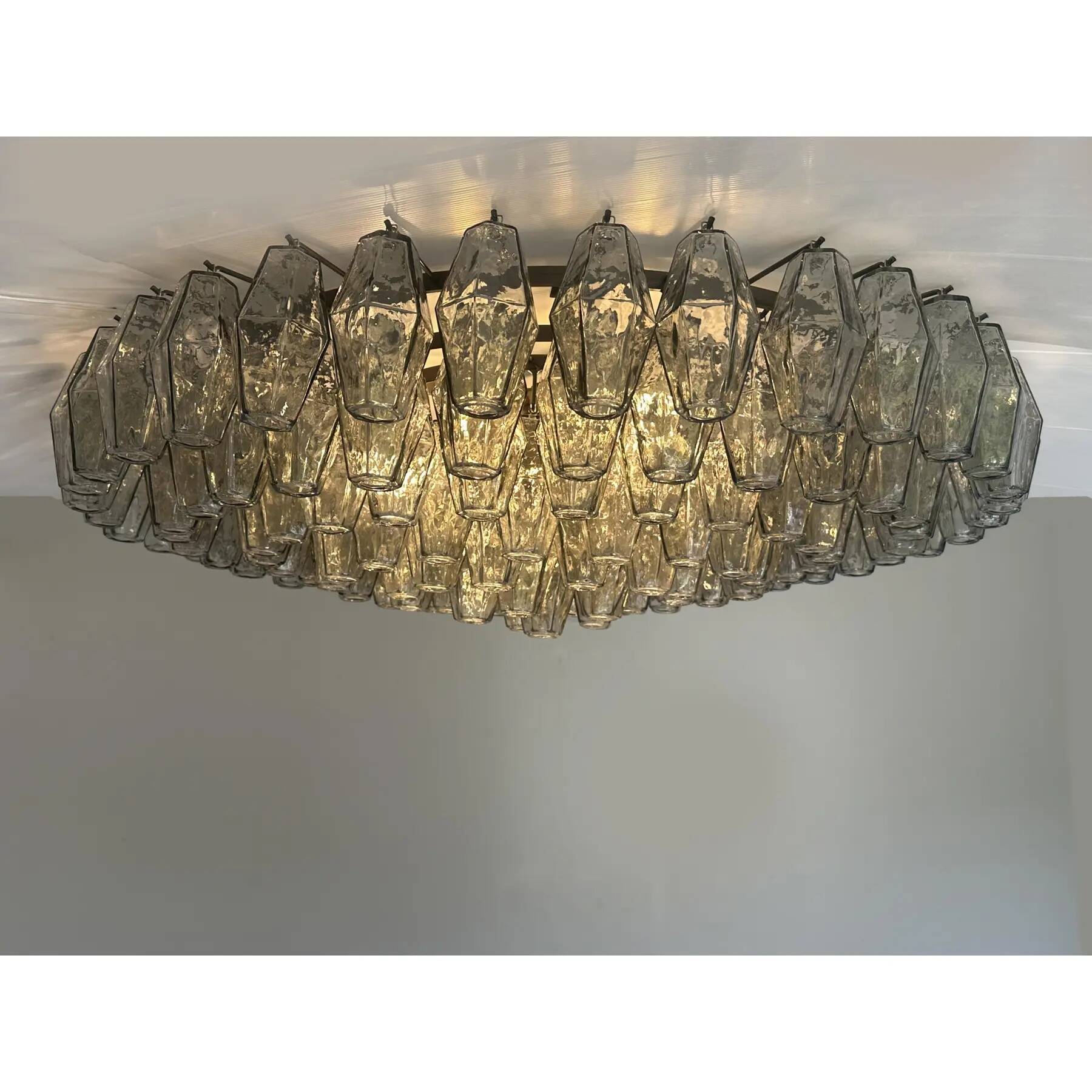 Plafonnier contemporain moderne gris "Poliedri" en verre de Murano par Simoeng
