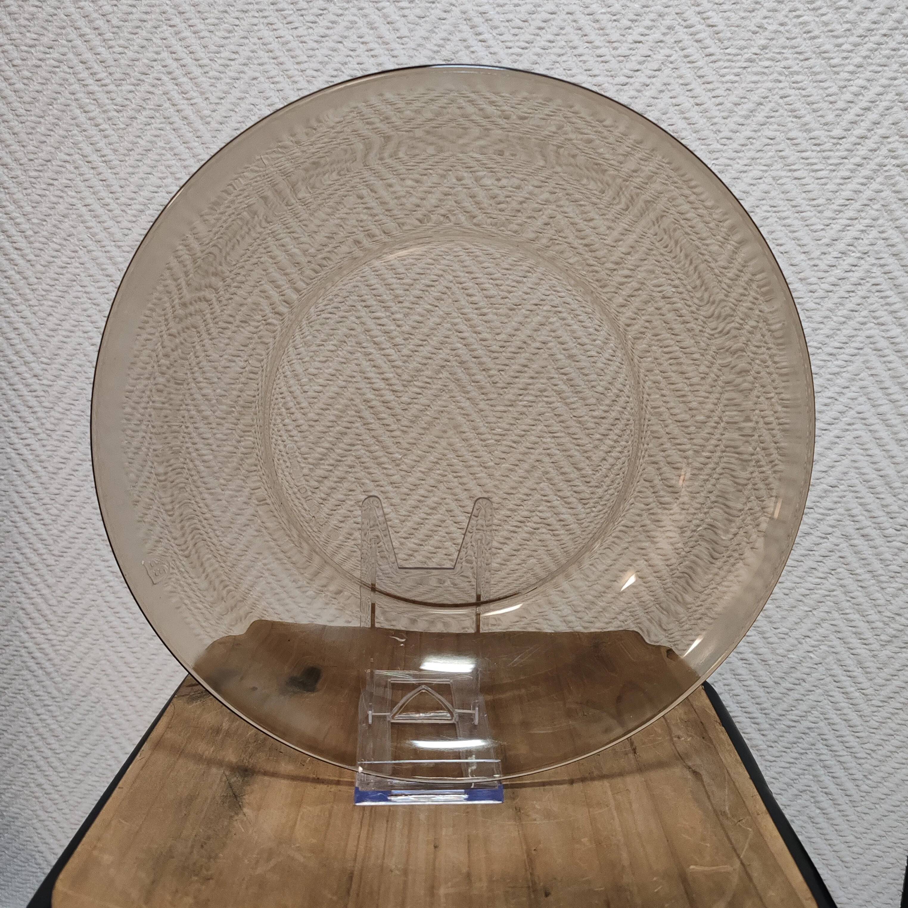 Plat de service Arcoroc