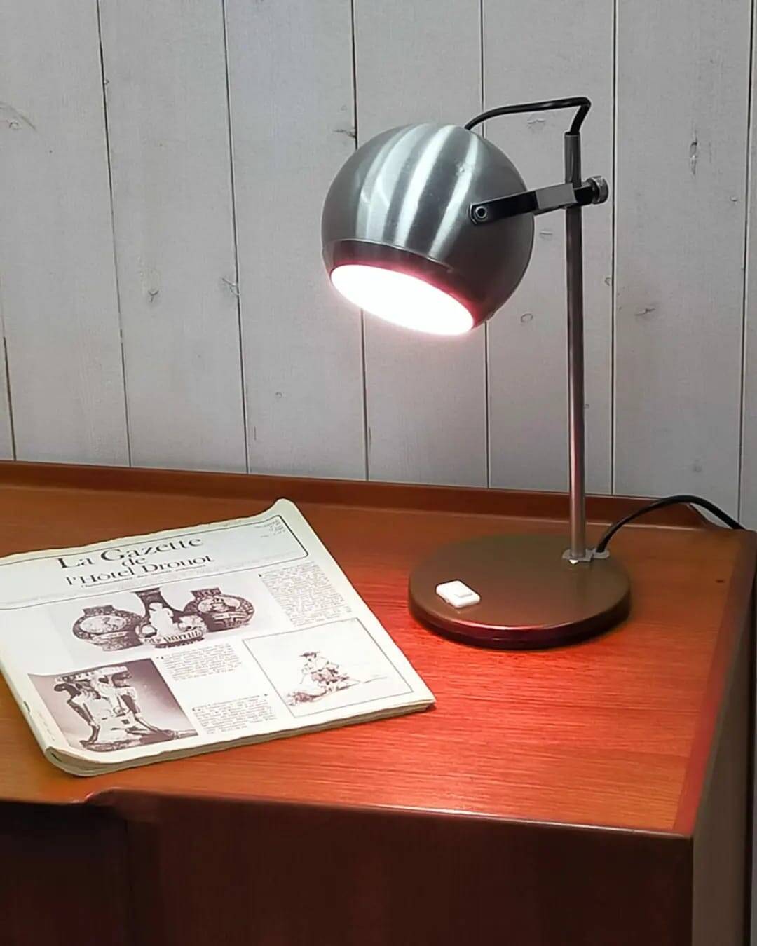 Eyeball lamp