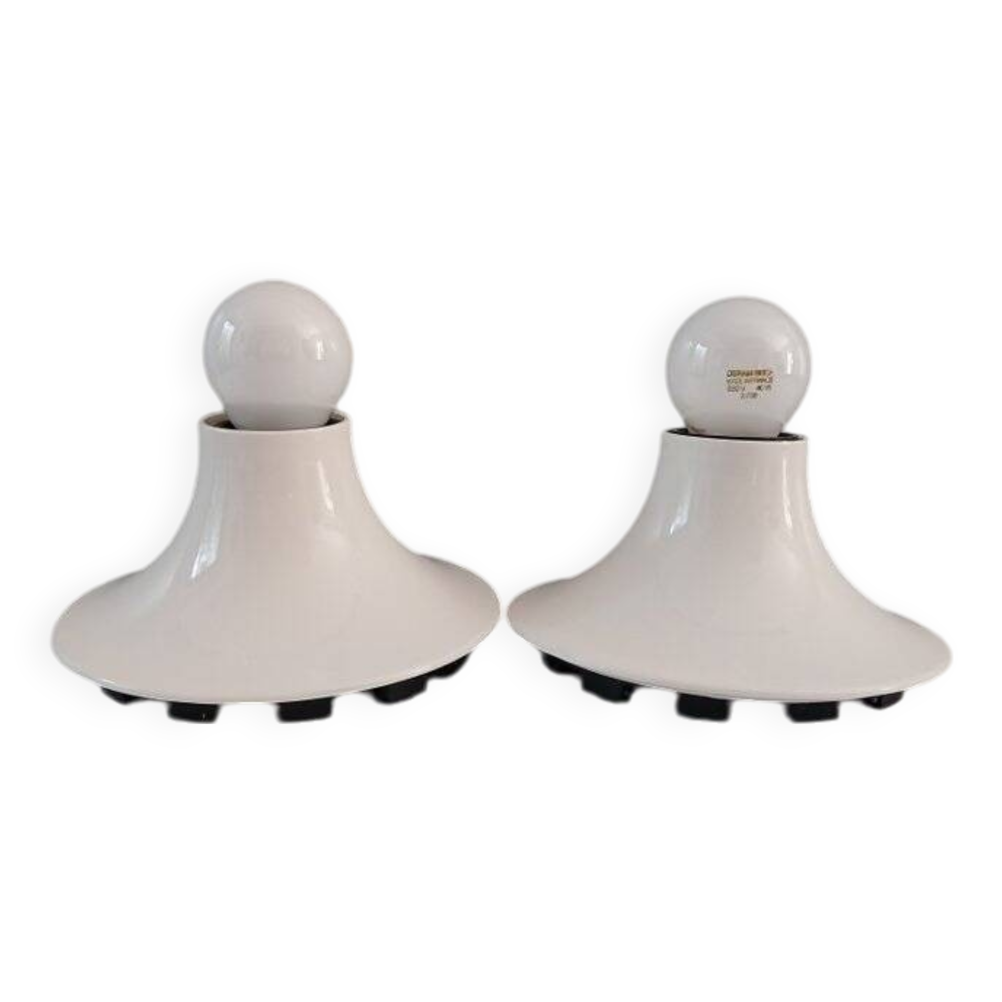 Pair of "Teti" wall lights Vico Magistretti, Artemide