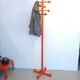 Portemanteau italien en bois orange années 70