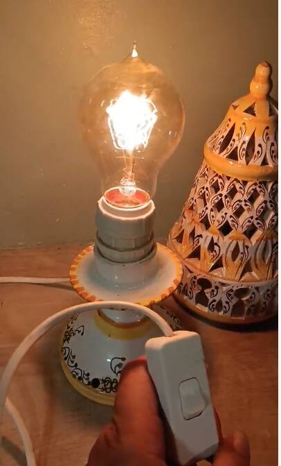 Vintage night light in perforated terracotta - Hand-painted