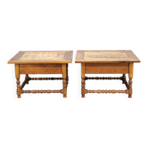 Paire de grandes tables de nuit en chêne massif européen, années 1980.