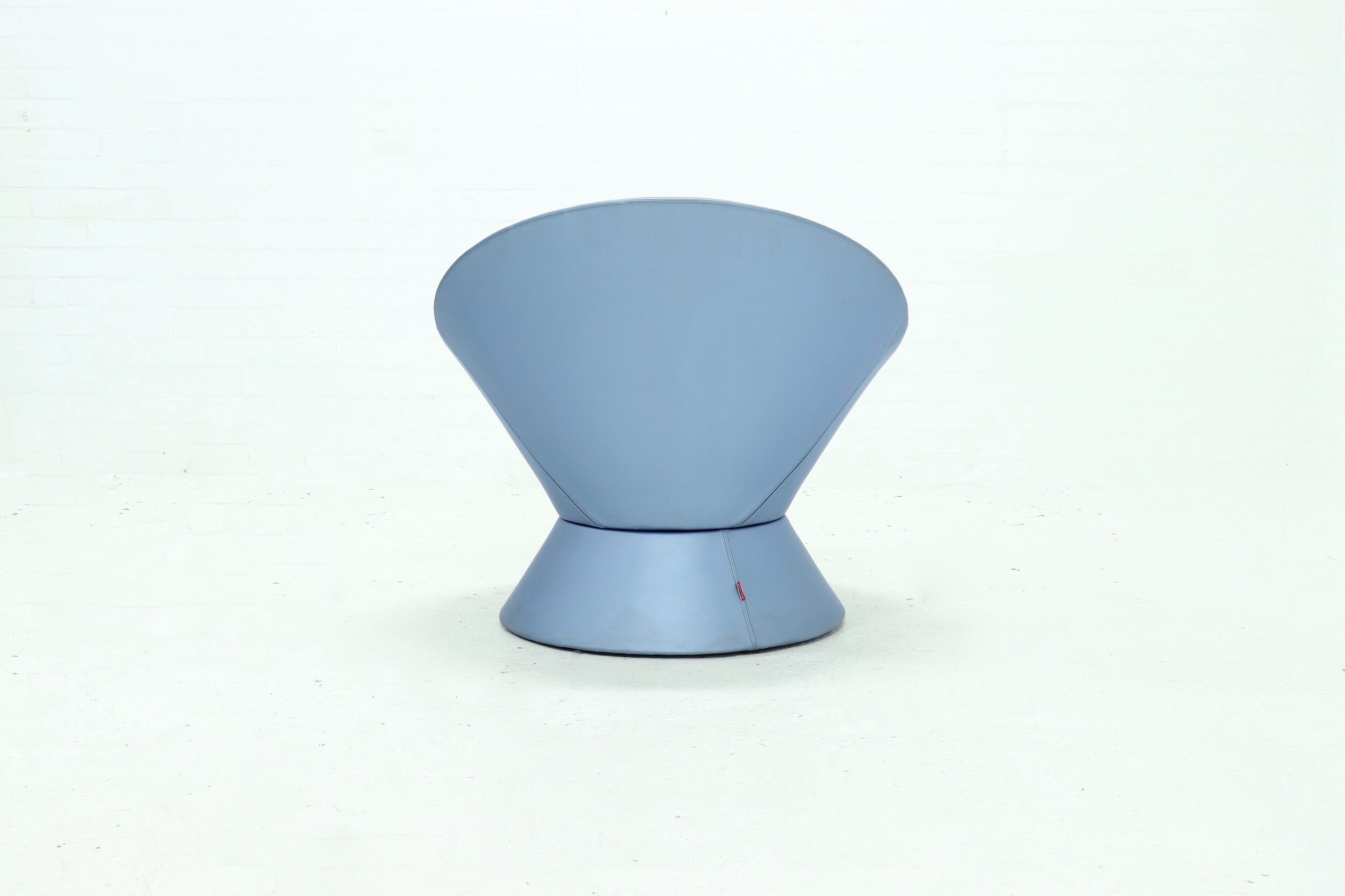 Blaster armchair by James Irvine for NgispeN