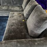 Roche Bobois sofa symbol