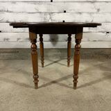 Round shuttered table