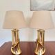2 bedside lamps