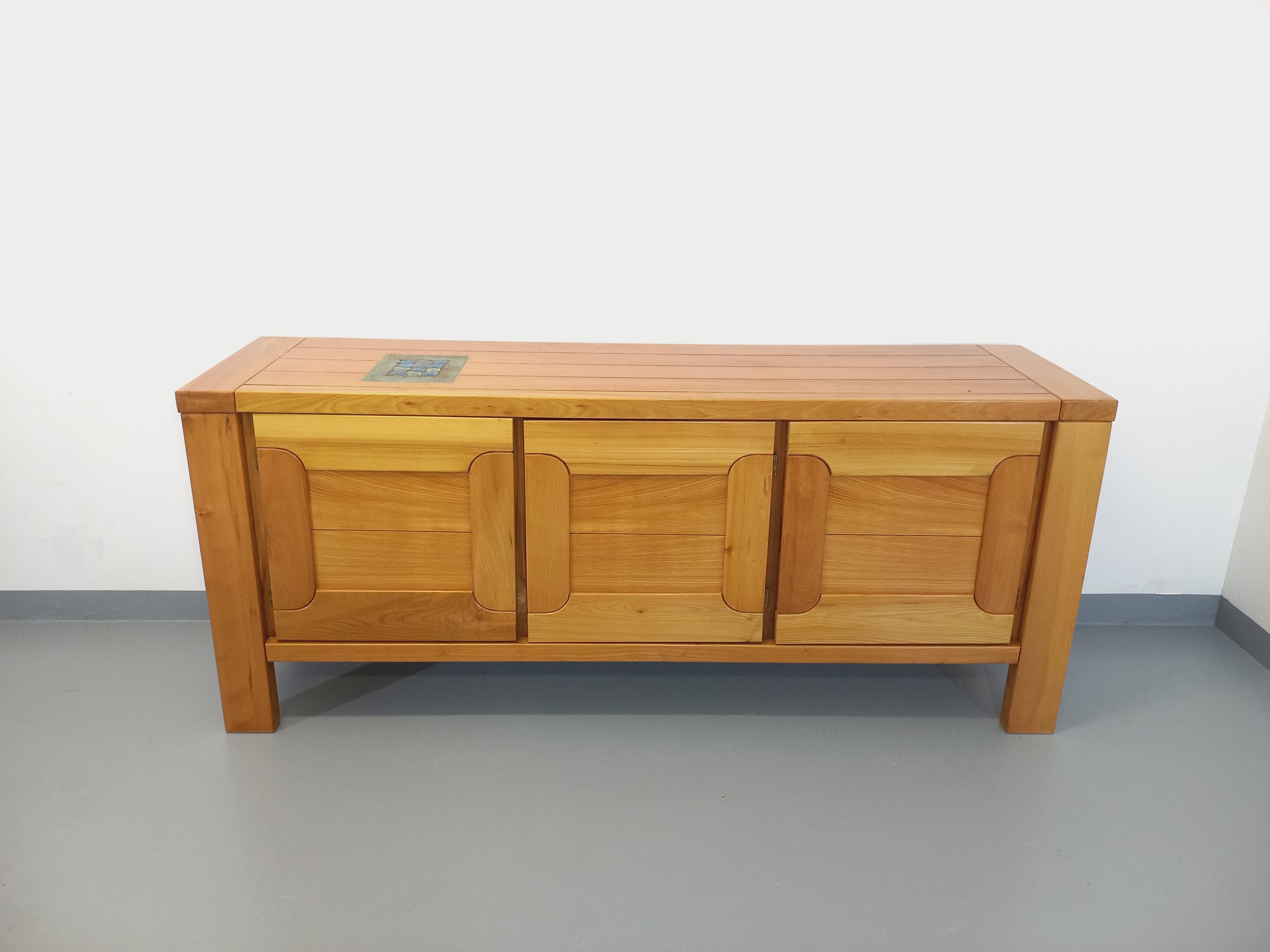 Vintage Maison Regain sideboard in solid elm from the 70s
