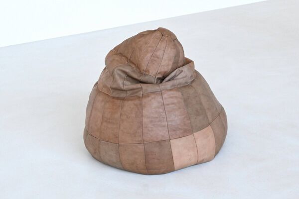 Pouf en cuir patchwork De Sede en Suisse 1970