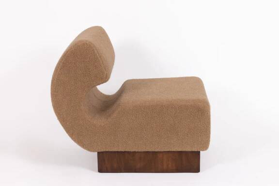 Fauteuil italien Schumacher en noyer et cachemire bouclé, 1970