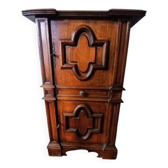 Small wardrobe