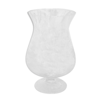 Transparent pedestal vase