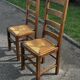 Paire de chaises en chêne et paille – années 50