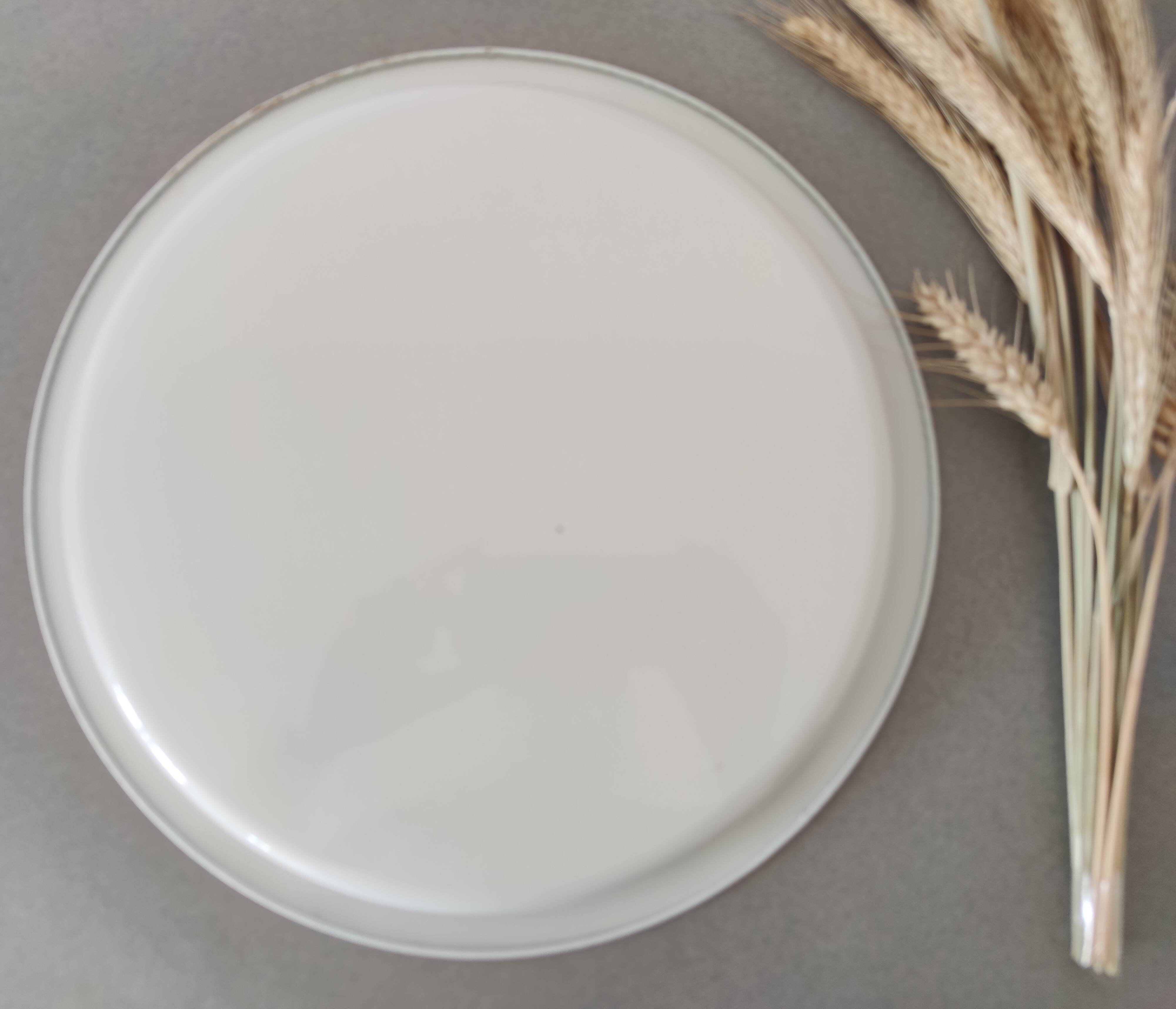 Set of 3 vintage serving trays Diameter 33cm