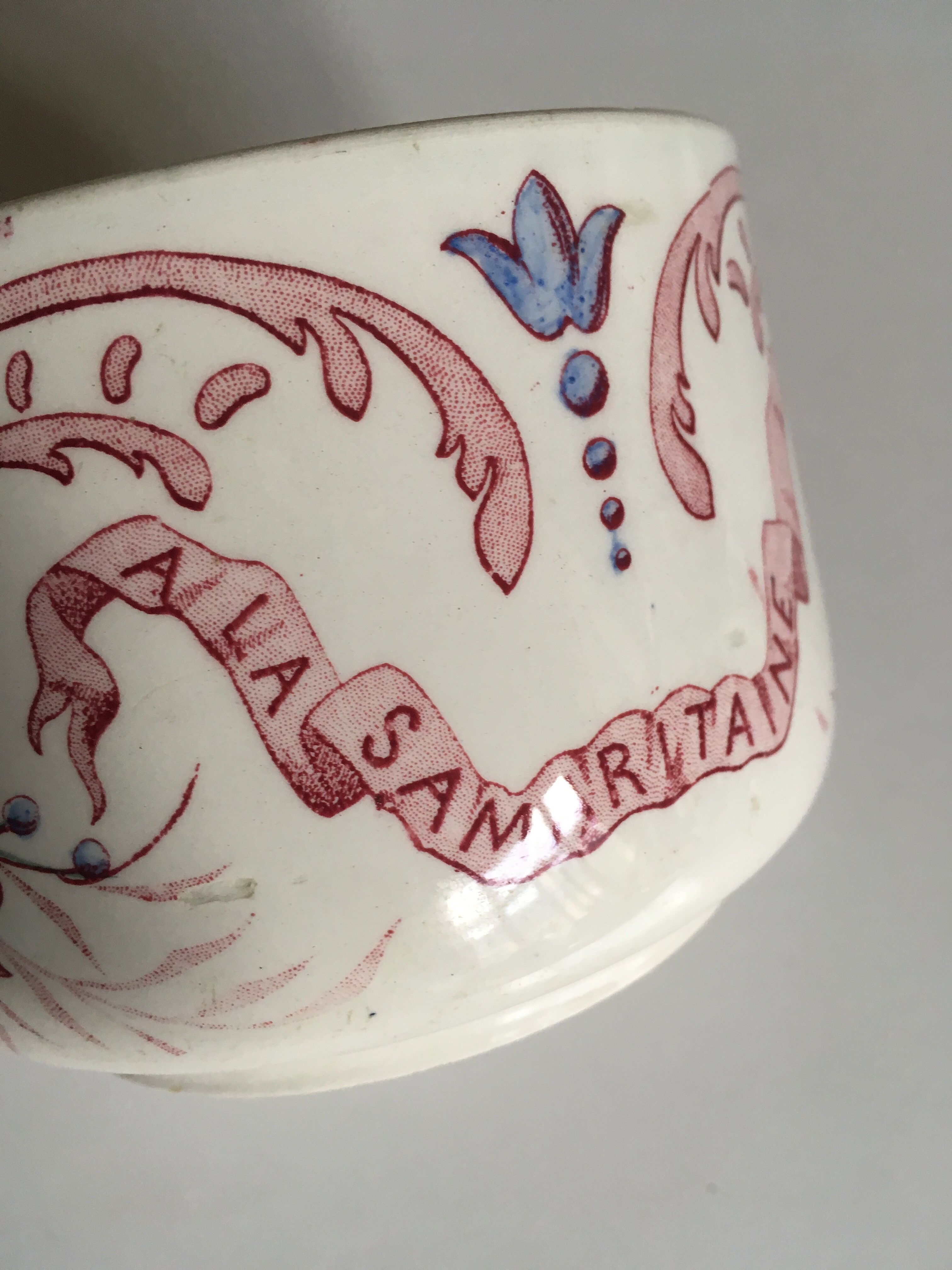 La Samaritane flowering iron cup 1900