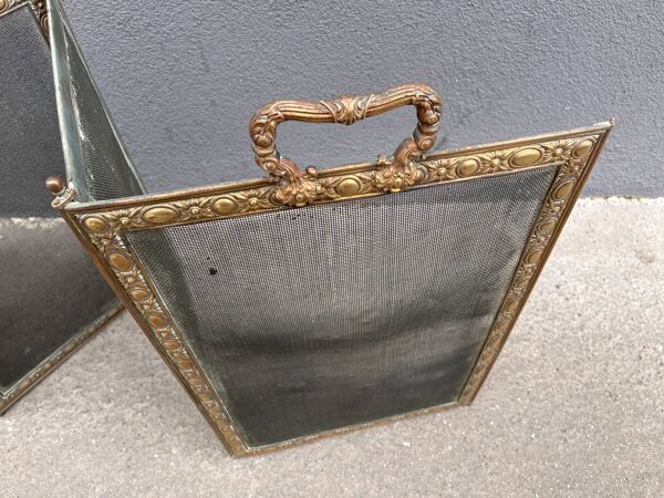 Ancien pare feu de cheminée en cuivre et laiton XIXème siècle