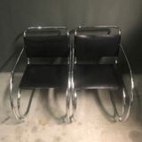2 chairs by Mies Van Der Rohe MR20