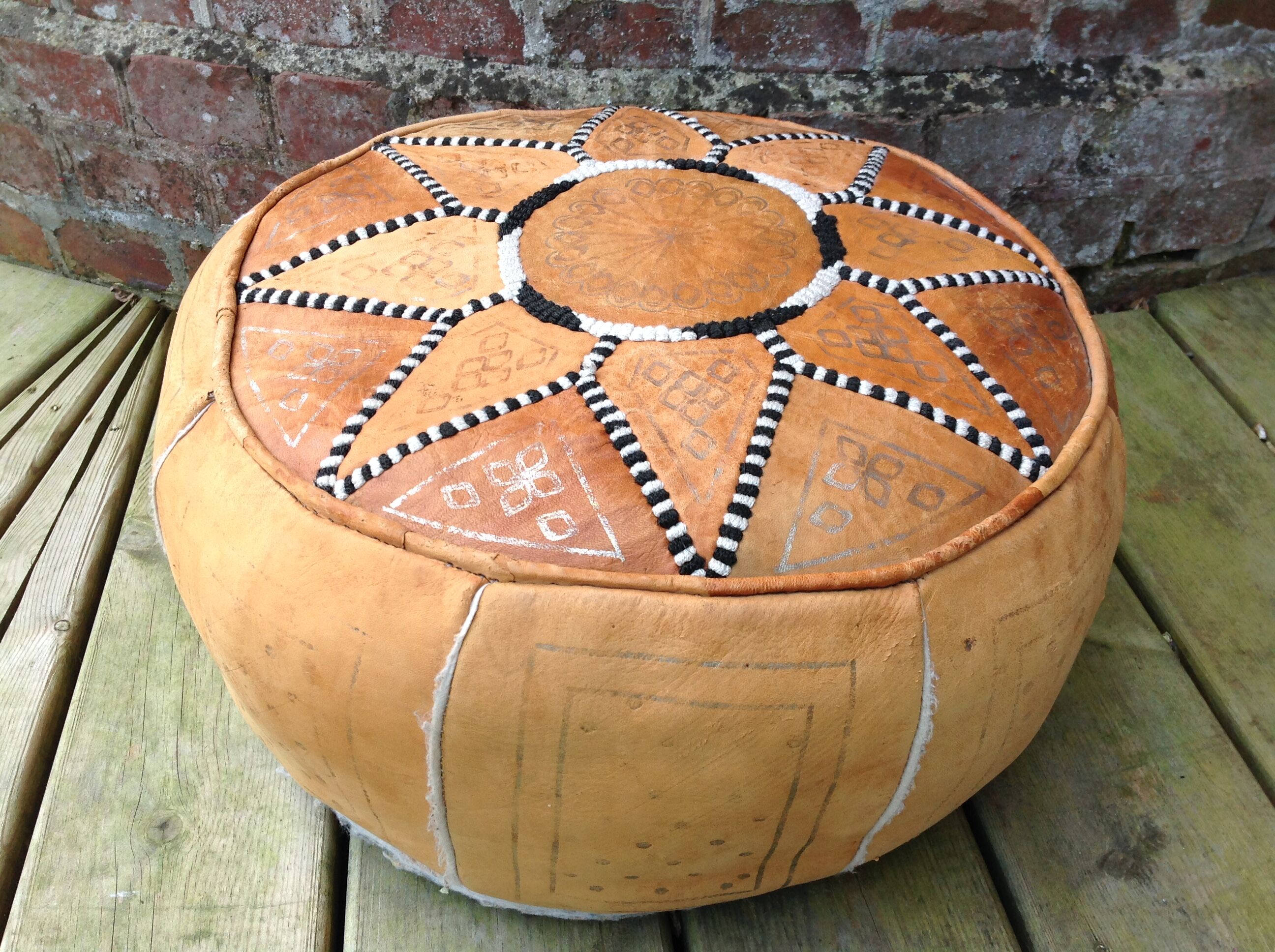 Leather pouf