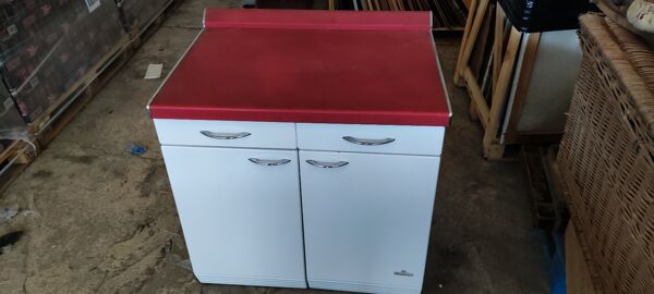 Buffet en tôle émaillée deux portes deux tiroirs